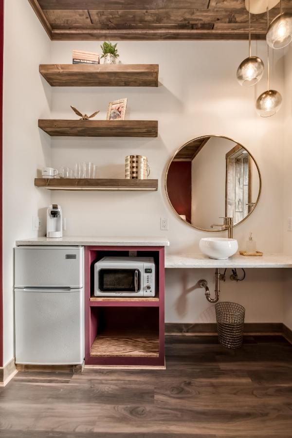 The Port Of Prescott Boutique Hotel Buitenkant foto